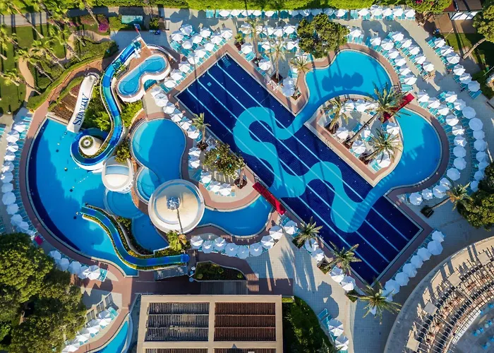 Limak Atlantis Deluxe Hotel Белек